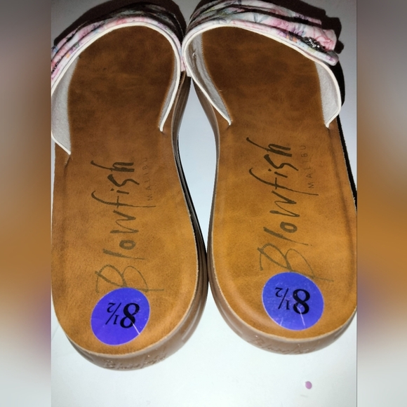 Blowfish Malibu (Size 8.5) Floral Print Seashell Slip-on Flat Open Toe Sandals - Picture 5 of 8